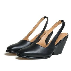The Palatines Imago Slingback pumps with sculpted heel Sz 9 / 10